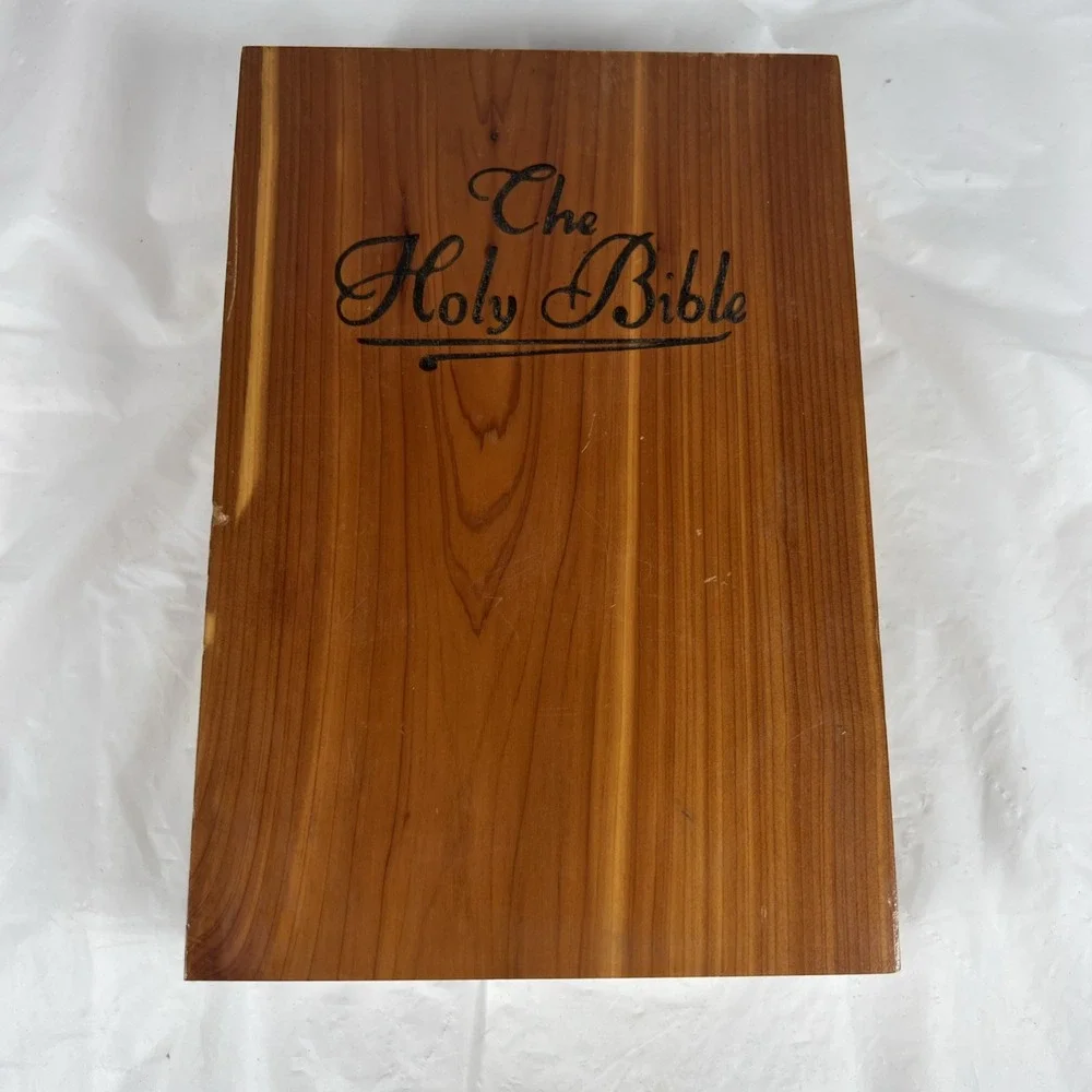 Holy Bible‎ Memorial Edition in Wooden Cedar Box Gift